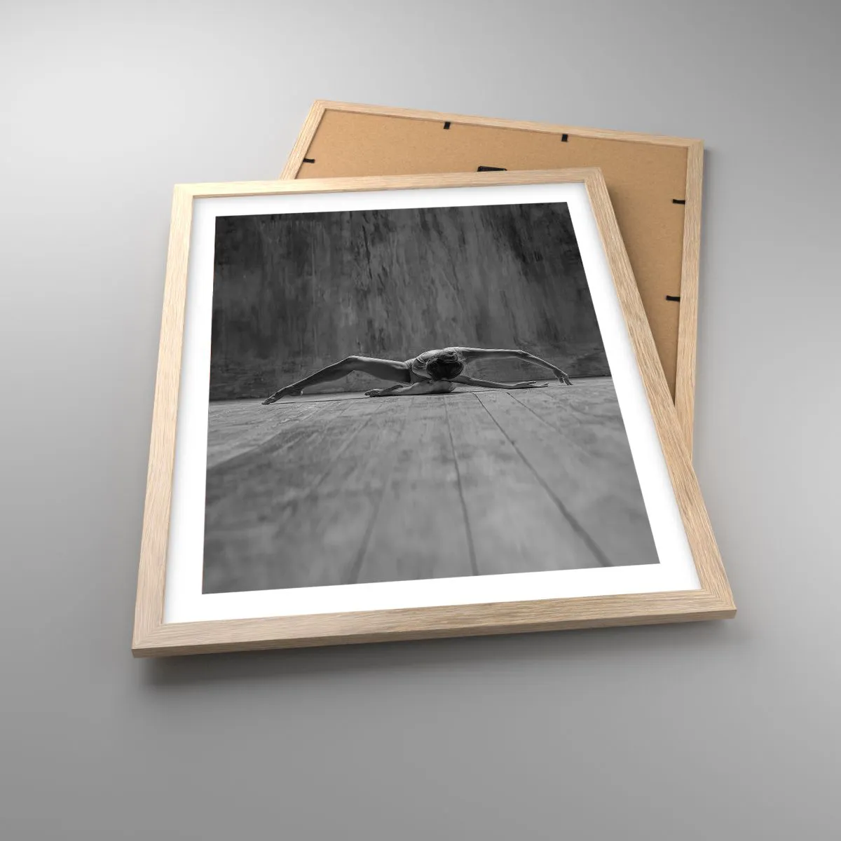 Pôster com moldura de carvalho claro - Simetria encontrada - 40x50 cm