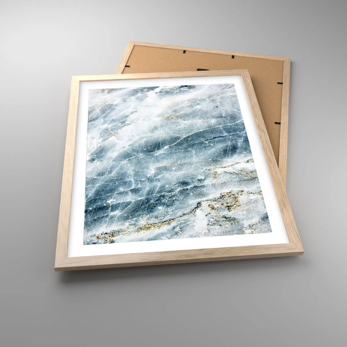 Plakat i ramme af lyst egetræ - Isverden - 40x50 cm