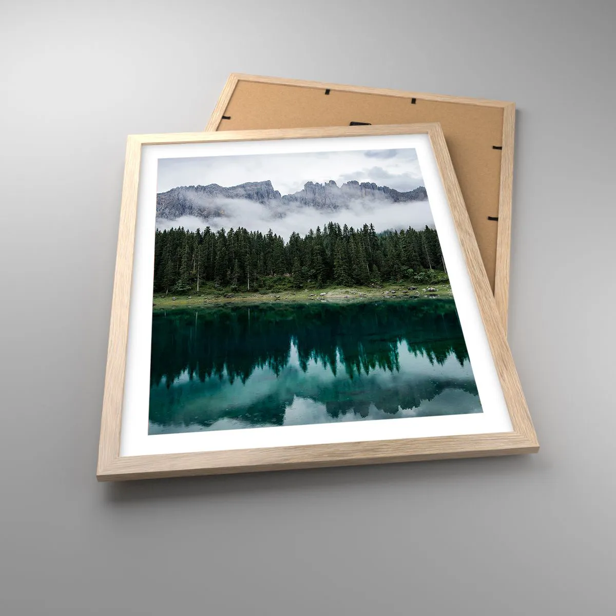 Plakat i ramme af lyst egetræ - Hys, tys, lad os ikke vække sovevandet... - 40x50 cm