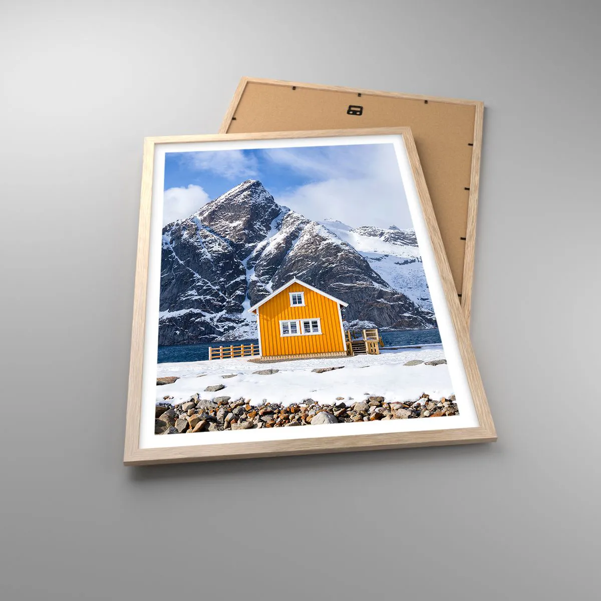 Poster in einem Rahmen aus heller Eiche - Skandinavische Feiertage - 50x70 cm