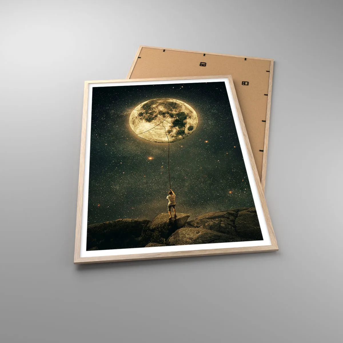 Affiche dans un chêne clair - Poster - Celui qui a volé la lune - 70x100 cm