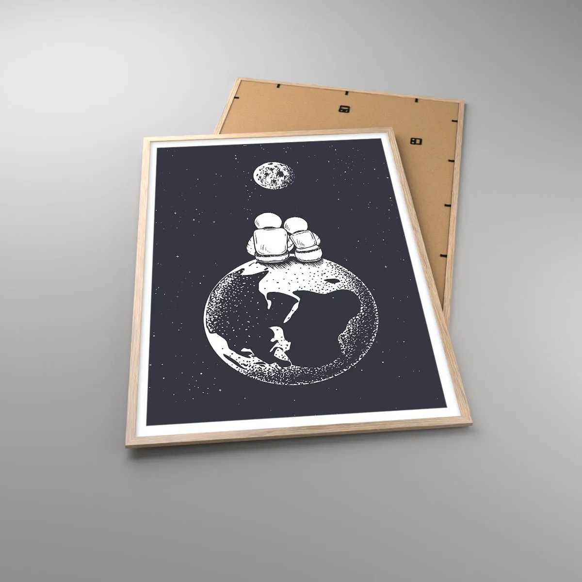 Pôster com moldura de carvalho claro - Uma história de amor cósmica - 70x100 cm