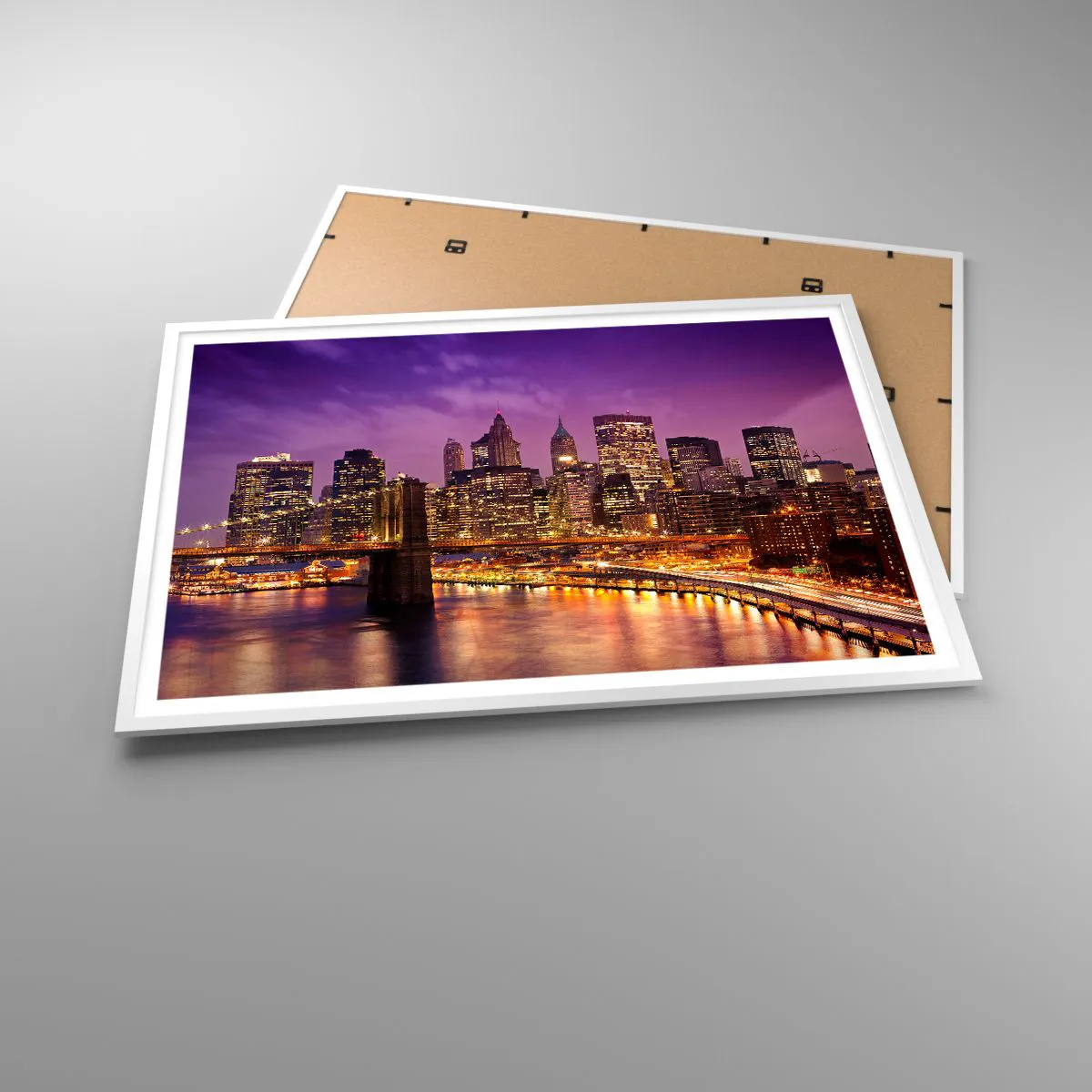 Plagát v bielom ráme - Fialovo-zlatý Manhattan - 100x70 cm