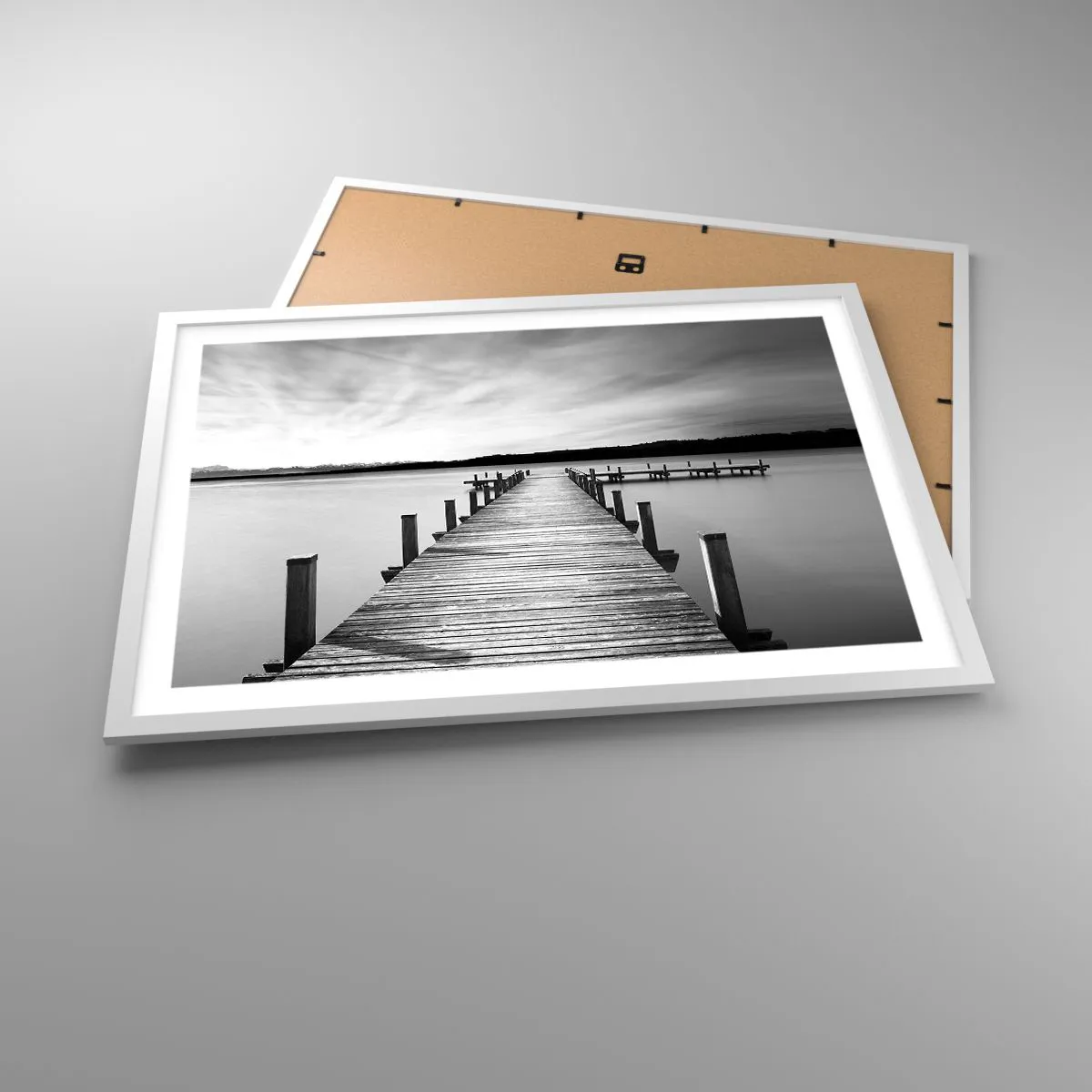 Plakat w białej ramie - U wodopoju – spokoju - 70x50 cm