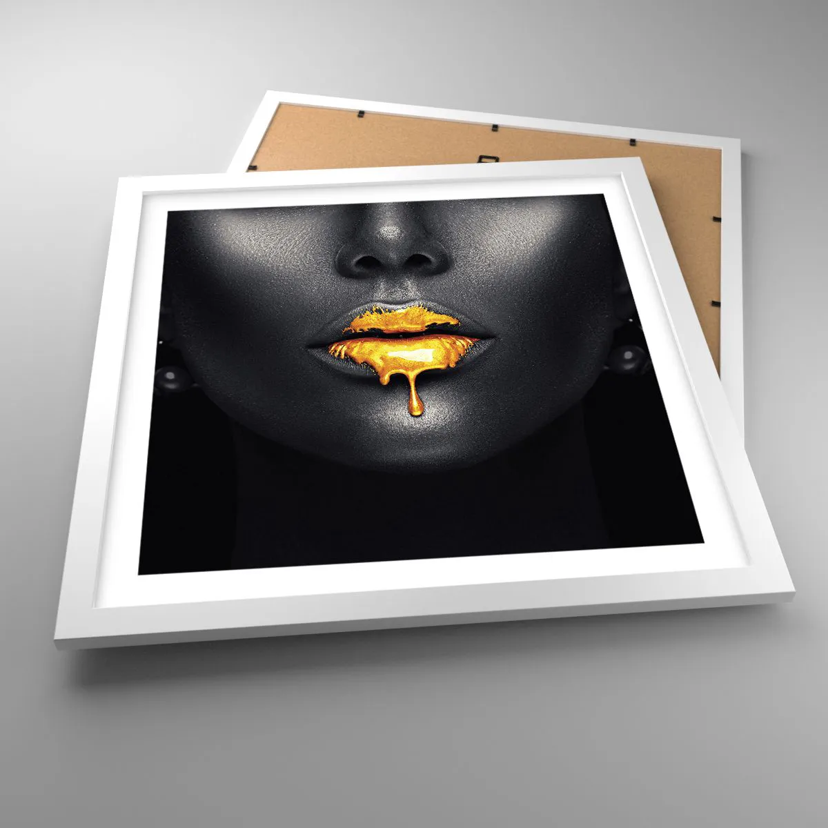 Poster in een witte lijst - Goldmouth - 40x40 cm