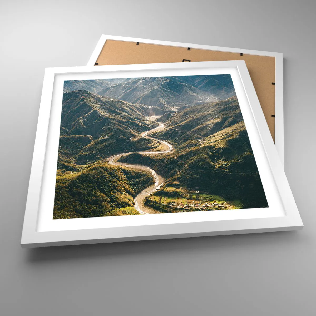 Plagát v bielom ráme - Priamo zo srdca hôr - 40x40 cm