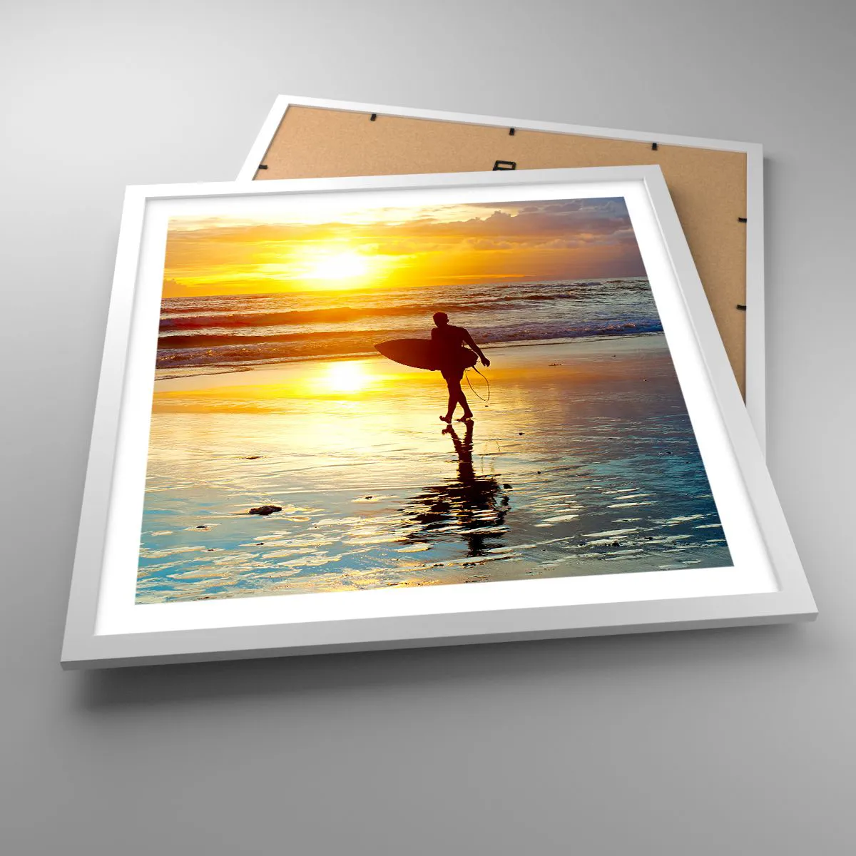 Pôster em moldura branca - O Retorno do Guerreiro - 50x50 cm