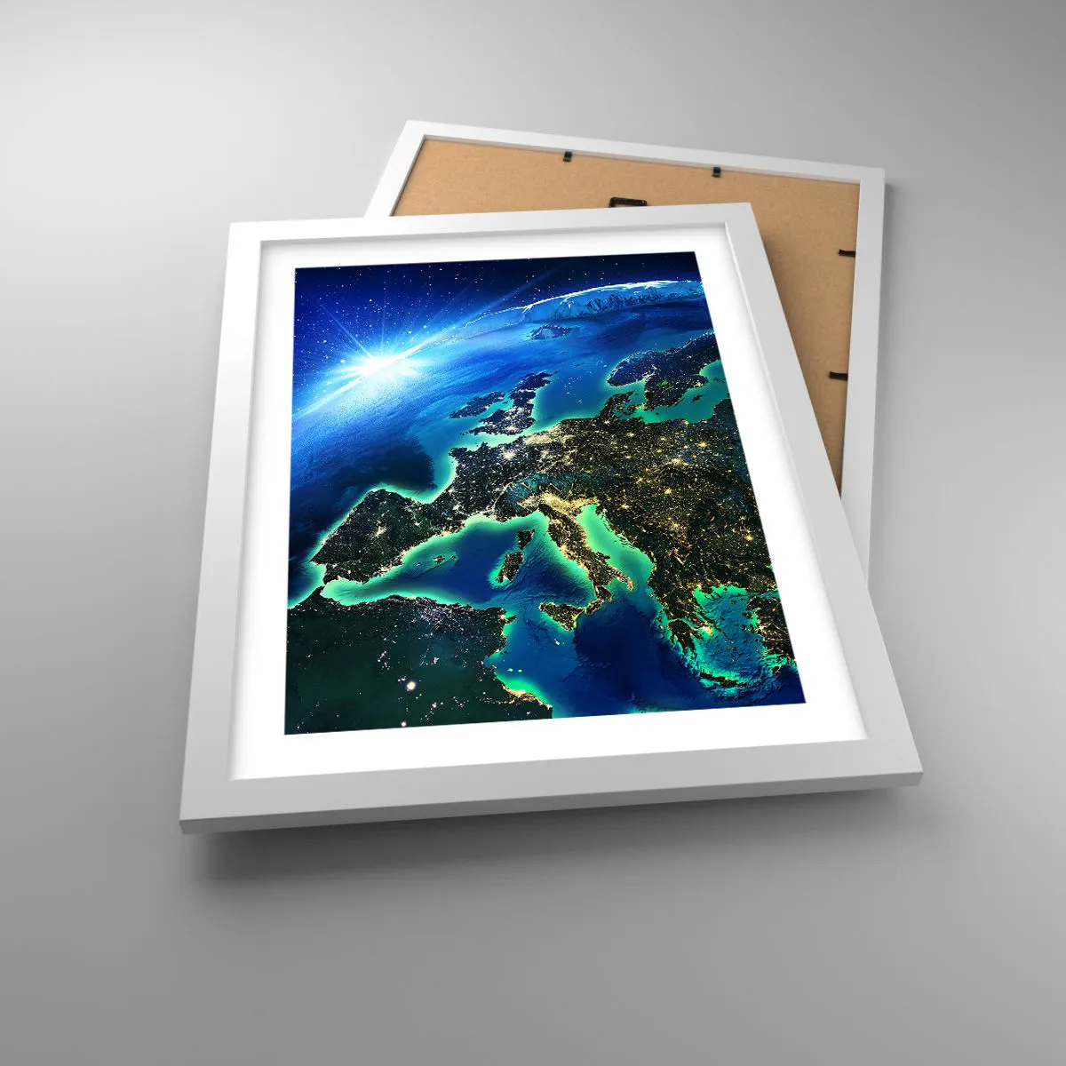 Plagát v bielom ráme - Iskrivá Európa - 30x40 cm