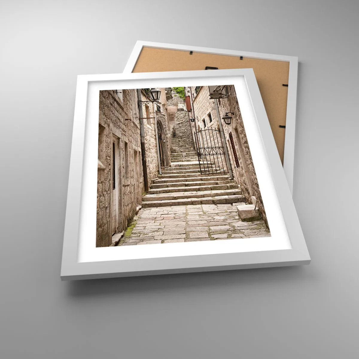 Poszter fekete keretben - Varázslatos régi sikátor - 30x40 cm