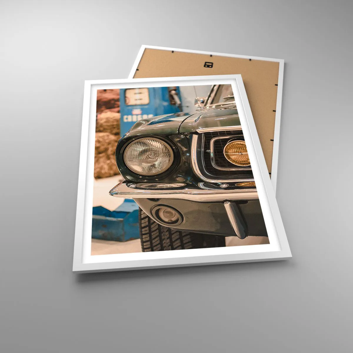 Poster in einem weißen Rahmen - Treffen mit einer Legende - 50x70 cm