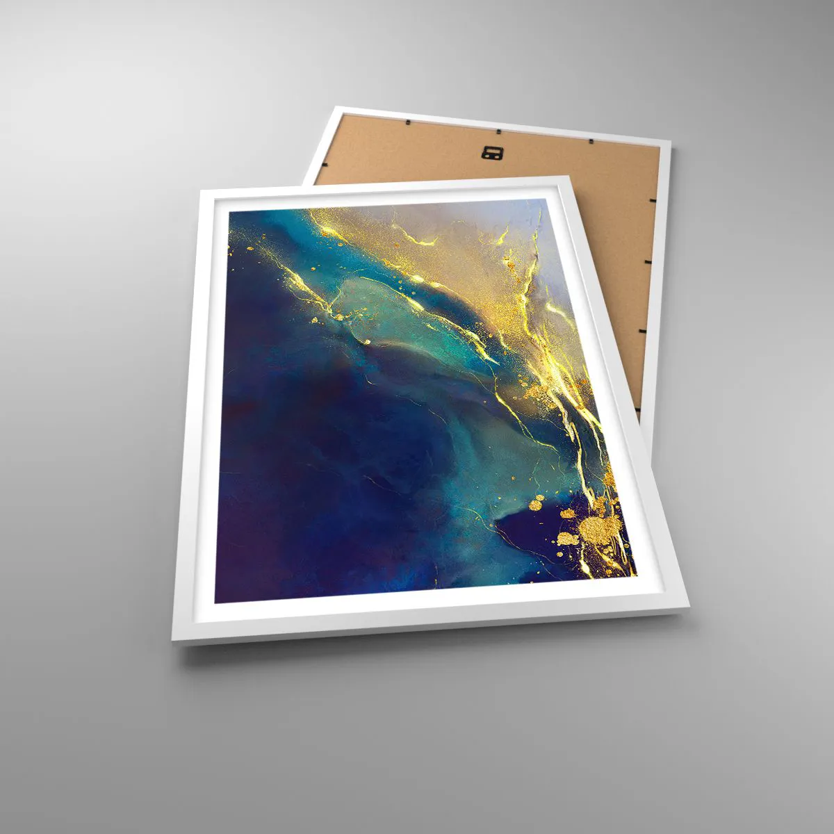 Poster in einem weißen Rahmen - Der goldene Teich - 50x70 cm