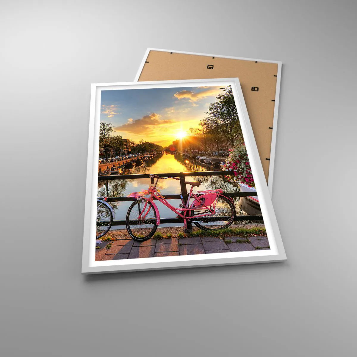 Plagát v bielom ráme - Jarné ráno v Amsterdame - 61x91 cm