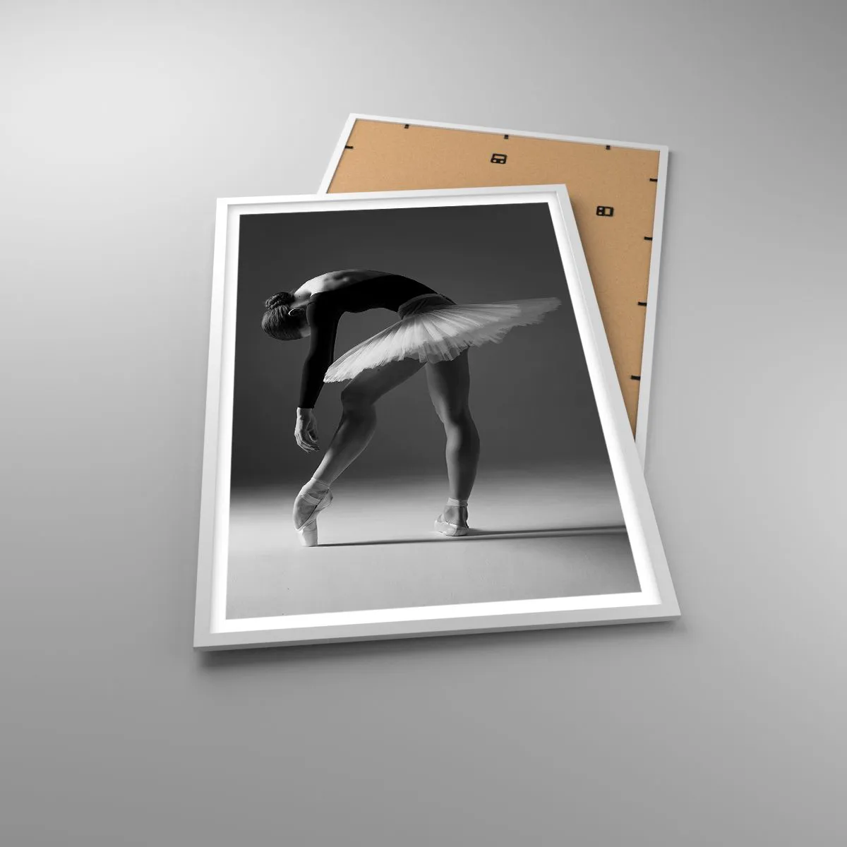 Poster in een witte lijst - Bella ballerina - 61x91 cm