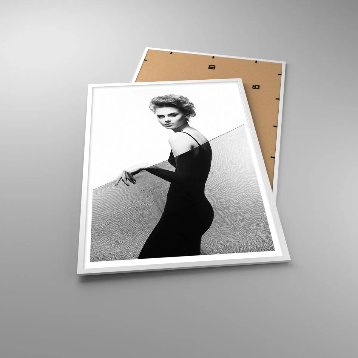 Plakat i hvid ramme - Magnetisk blik - 70x100 cm