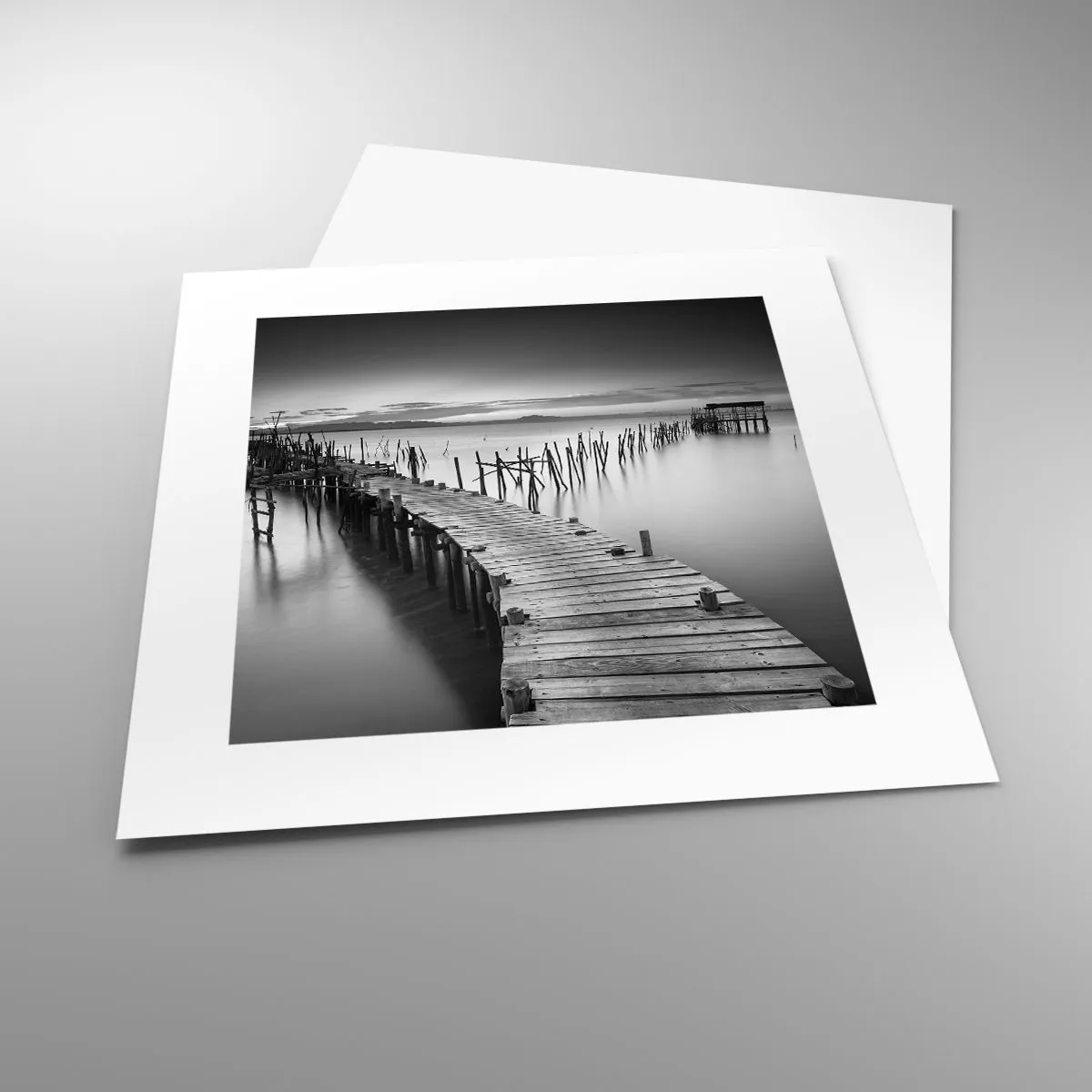 Plakat - Spokój zapomnianego brzegu - 30x30 cm