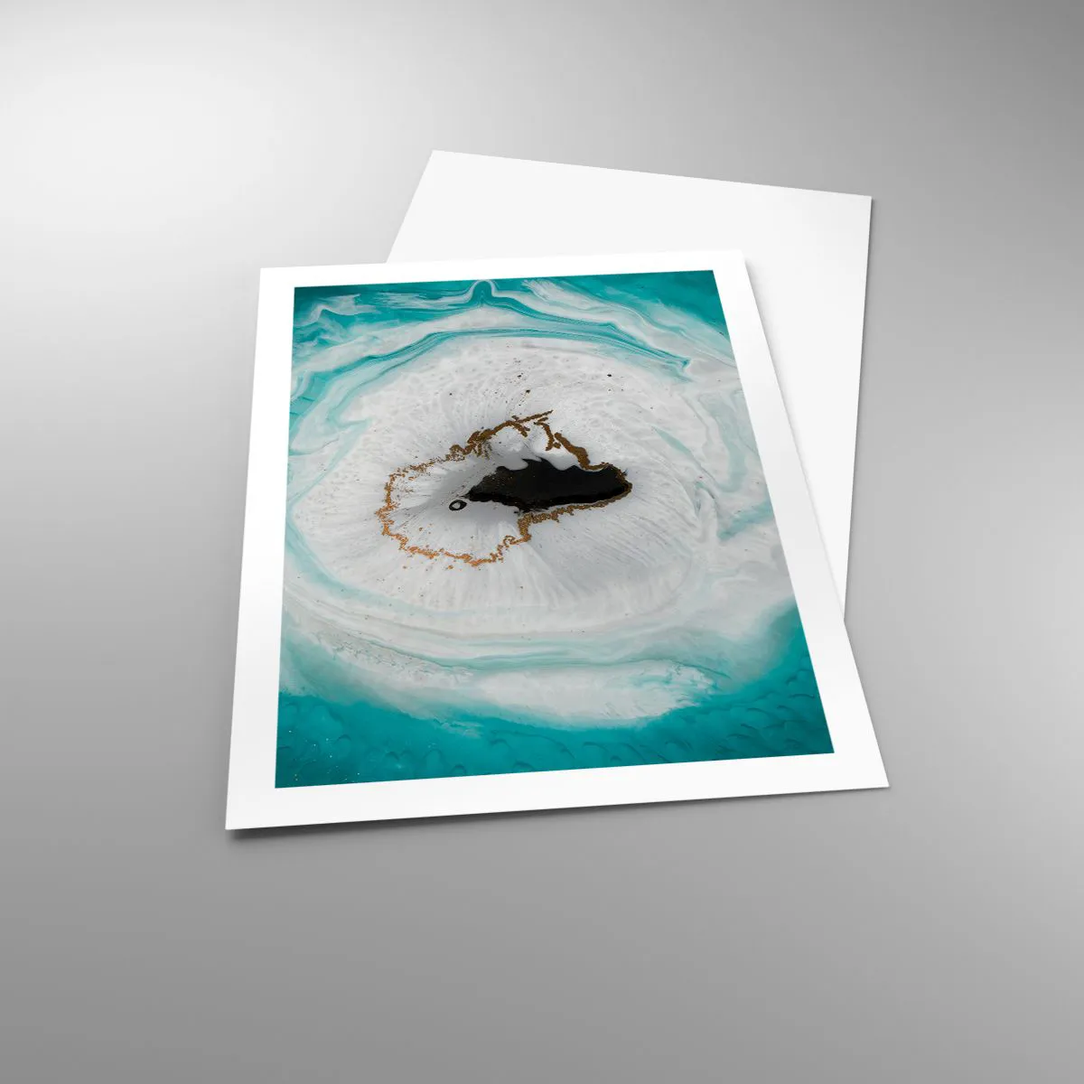 Poster - Ein abstraktes Motiv in Türkis- und Weißtönen mit einem Hauch von Gold - 50x70cm - Nach Innen eindringen - Moderne Wanddekoration für Wohnzimmer und Schlafzimmer ARTTOR