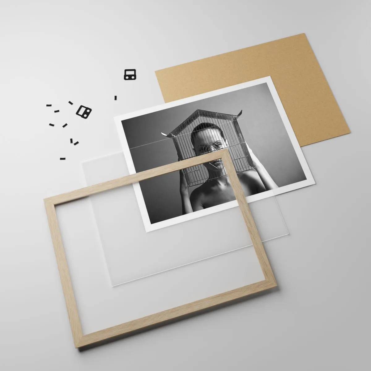 Affiche dans un chêne clair - Poster - Portrait un peu surréaliste - 100x70 cm