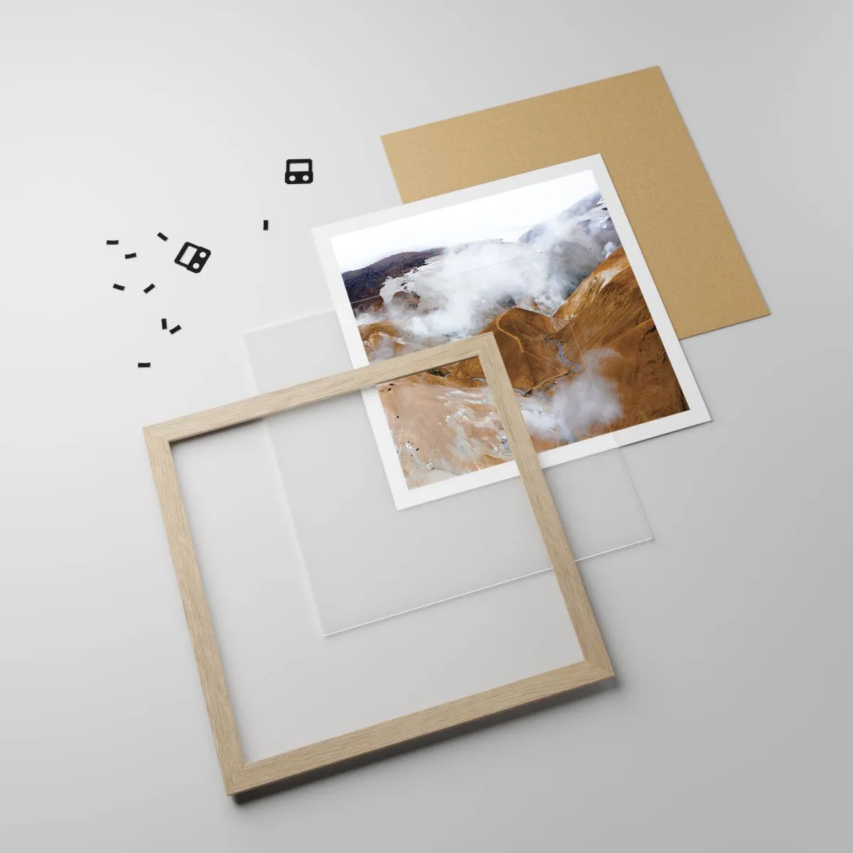 Affiche dans un chêne clair - Poster - Le charme brut de l'Islande - 40x40 cm