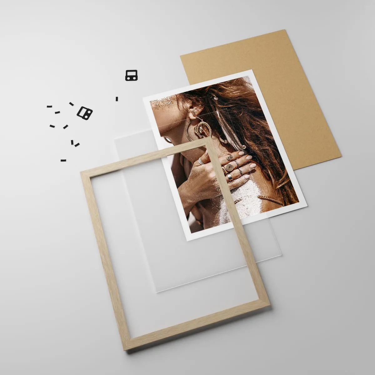 Affisch i ram av ljusek - Vilda strandens drottning - 50x70 cm