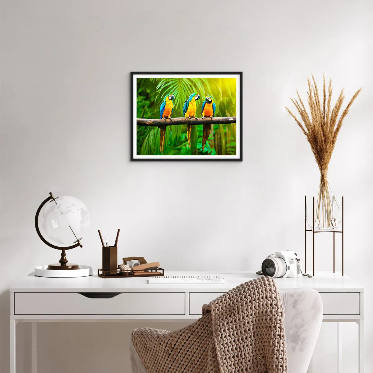 Poster in een zwarte lijst - En heb je gehoord dat ze...? - 50x40 cm