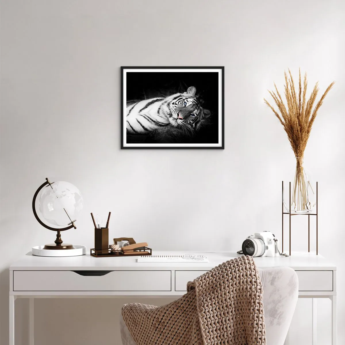 Plakat i sort ramme - Vildskab og fred - 50x40 cm