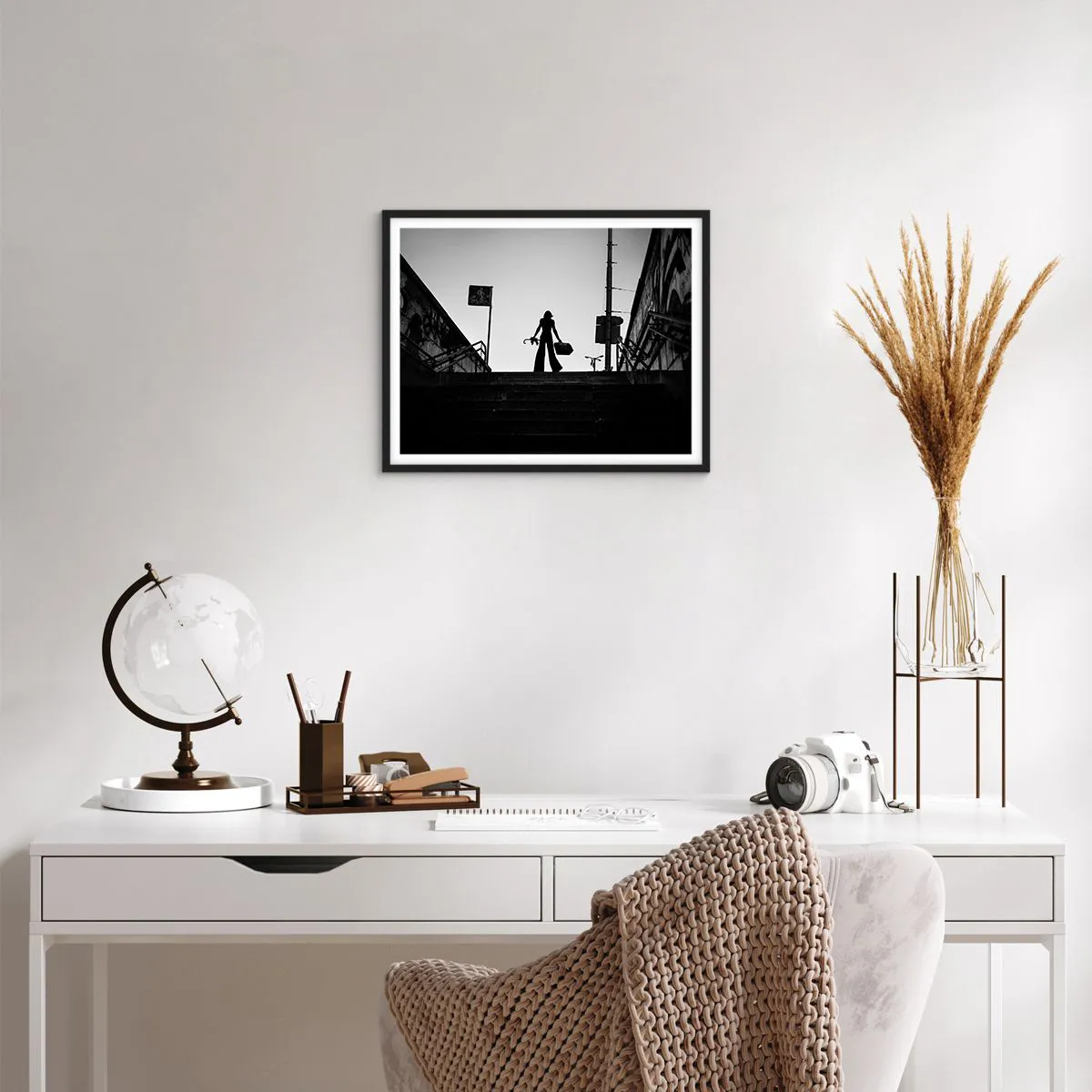 Poster in black frame - City Wander - 50x40 cm