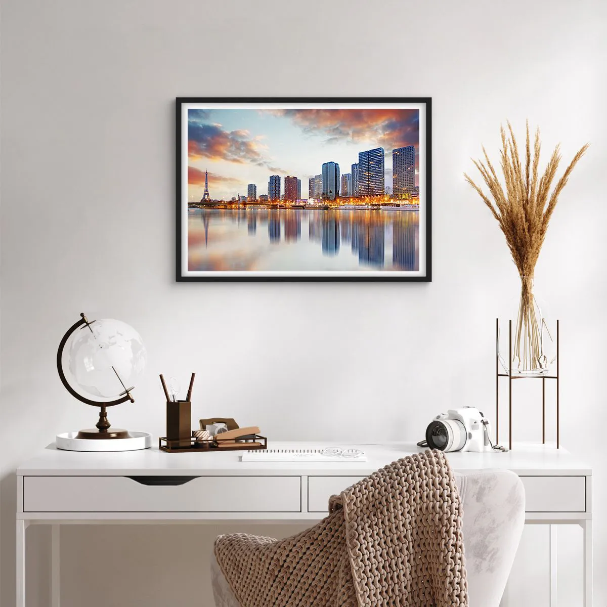 Affisch i svart ram - Paris monumentala lugn - 70x50 cm