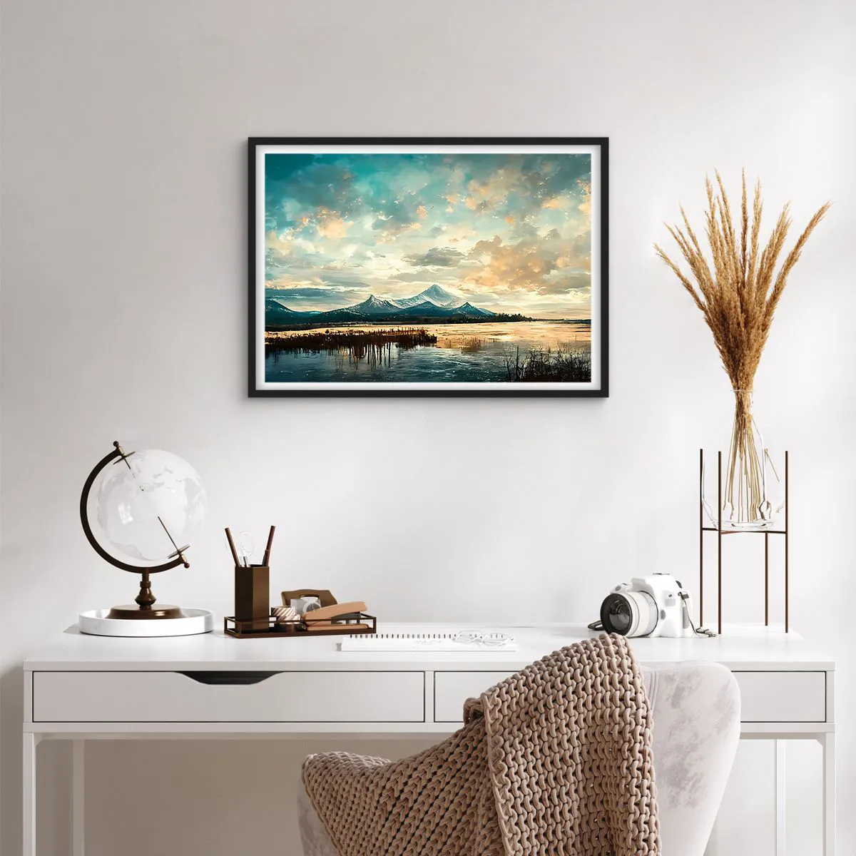 Plakat w czarnej ramie - Malowniczy krajobraz z górą i spokojnym jeziorem - 70x50cm - Pod opieką nieba - Nowoczesna dekoracja ścienna do salonu i sypialni ARTTOR