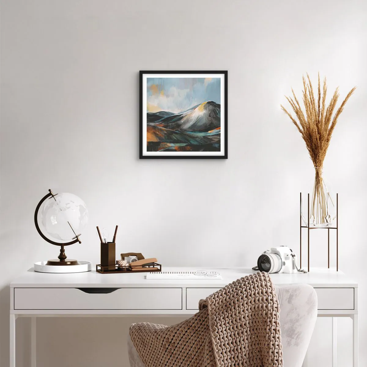 Plakat i sort ramme - Rå og smuk - 40x40 cm