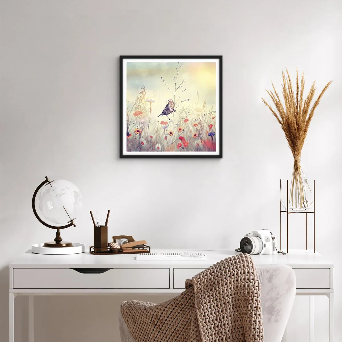 Plakat w czarnej ramie - Ptasi portret z łąką w tle - 50x50 cm