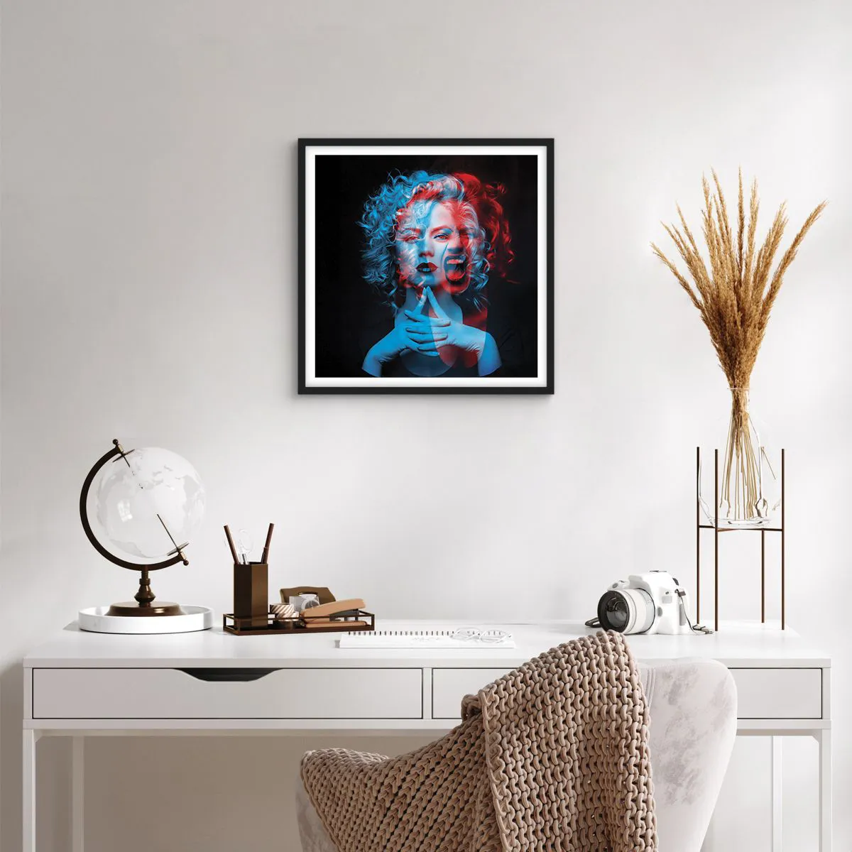 Plakat i sort ramme - Alter ego - 50x50 cm