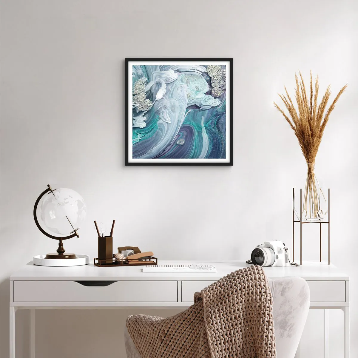 Póster en marco negro - Corrientes de azul - 50x50 cm