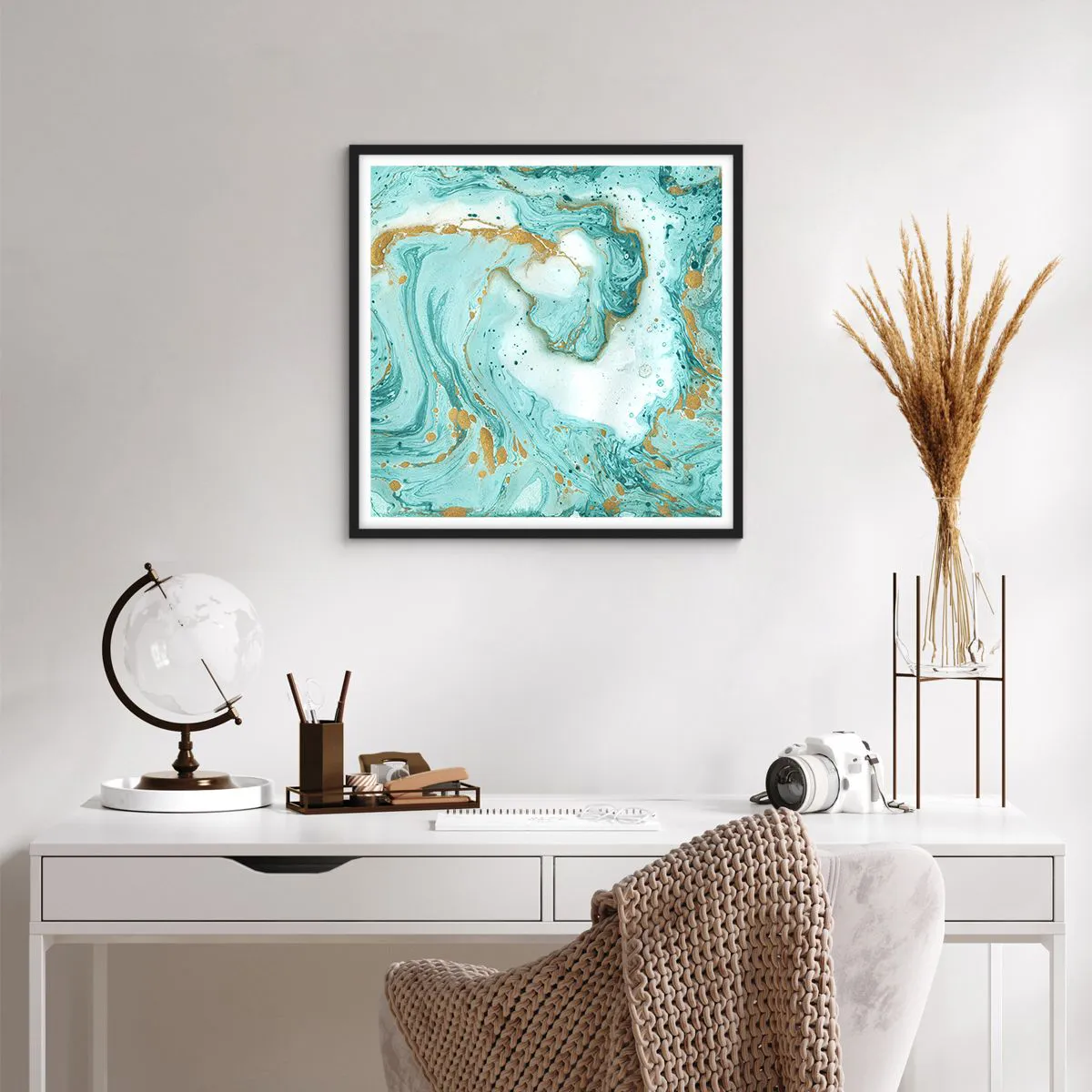 Plakat i sort ramme - Under den store bølge i Edo-perioden - 60x60 cm