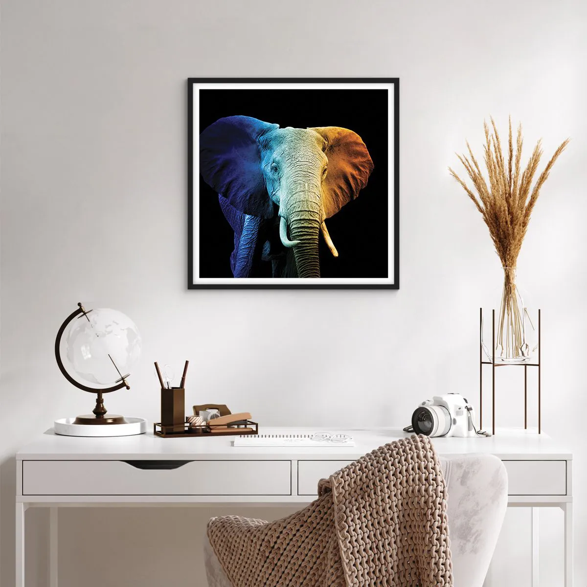 Affisch i svart ram - Excentriker, ej kuf - 60x60 cm