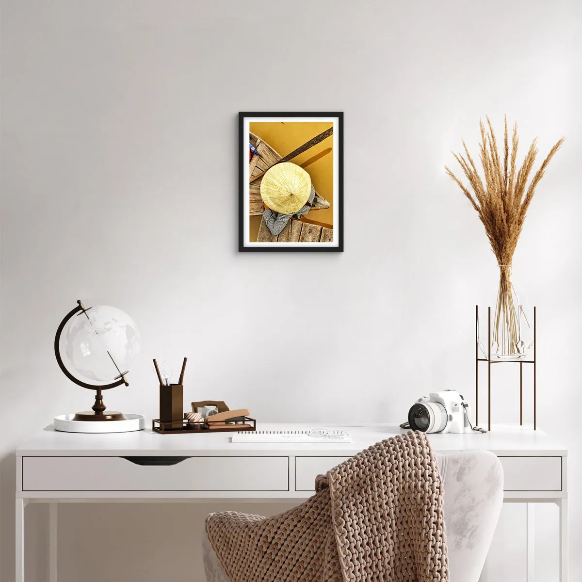 Plakat i sort ramme - Livet på den gule flod - 30x40 cm