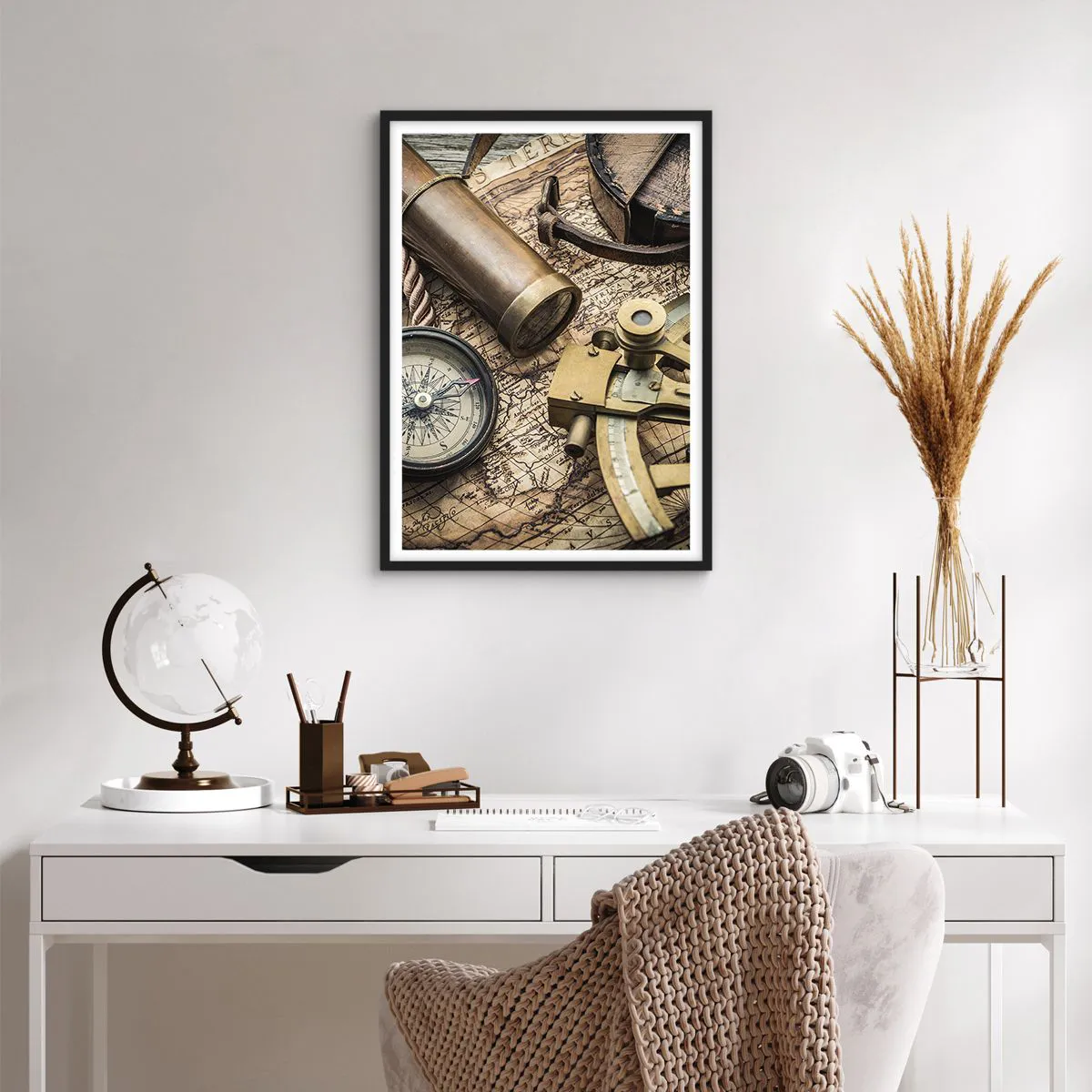 Pôster com moldura preta - Conjunto de navegação com mapa, bússola e sextante - 50x70cm - Definir um rumo - Decoração de parede moderna para a sala de estar e quarto ARTTOR