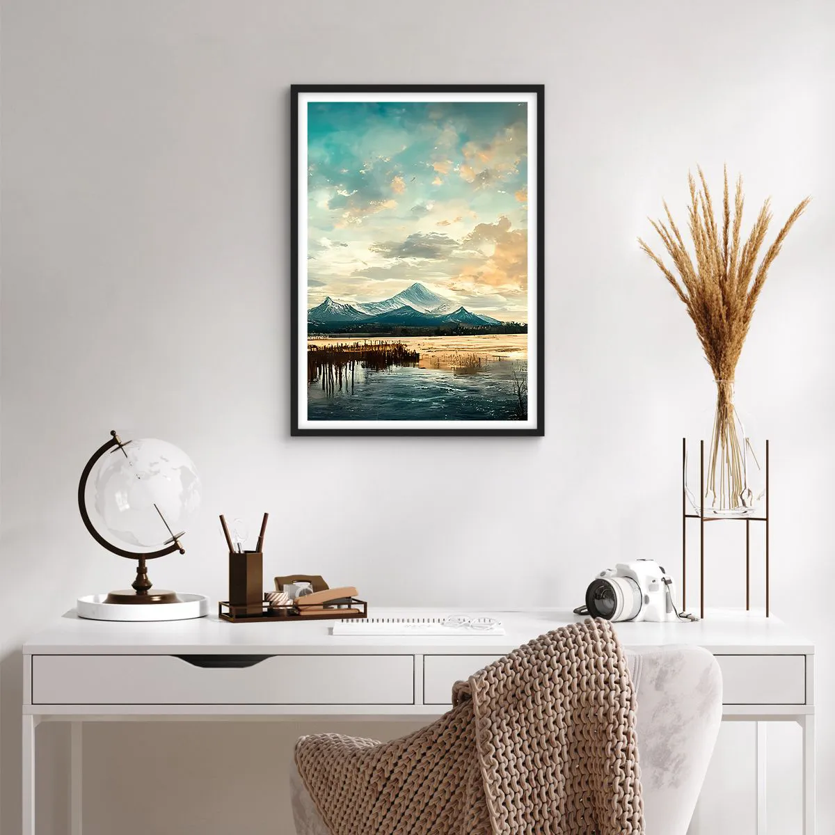 Plagát v čiernom ráme - Malebná horská krajina pri západe slnka - 50x70cm - Pod ochranou neba - Moderná nástenná dekorácia do obývacej izby a spálne ARTTOR