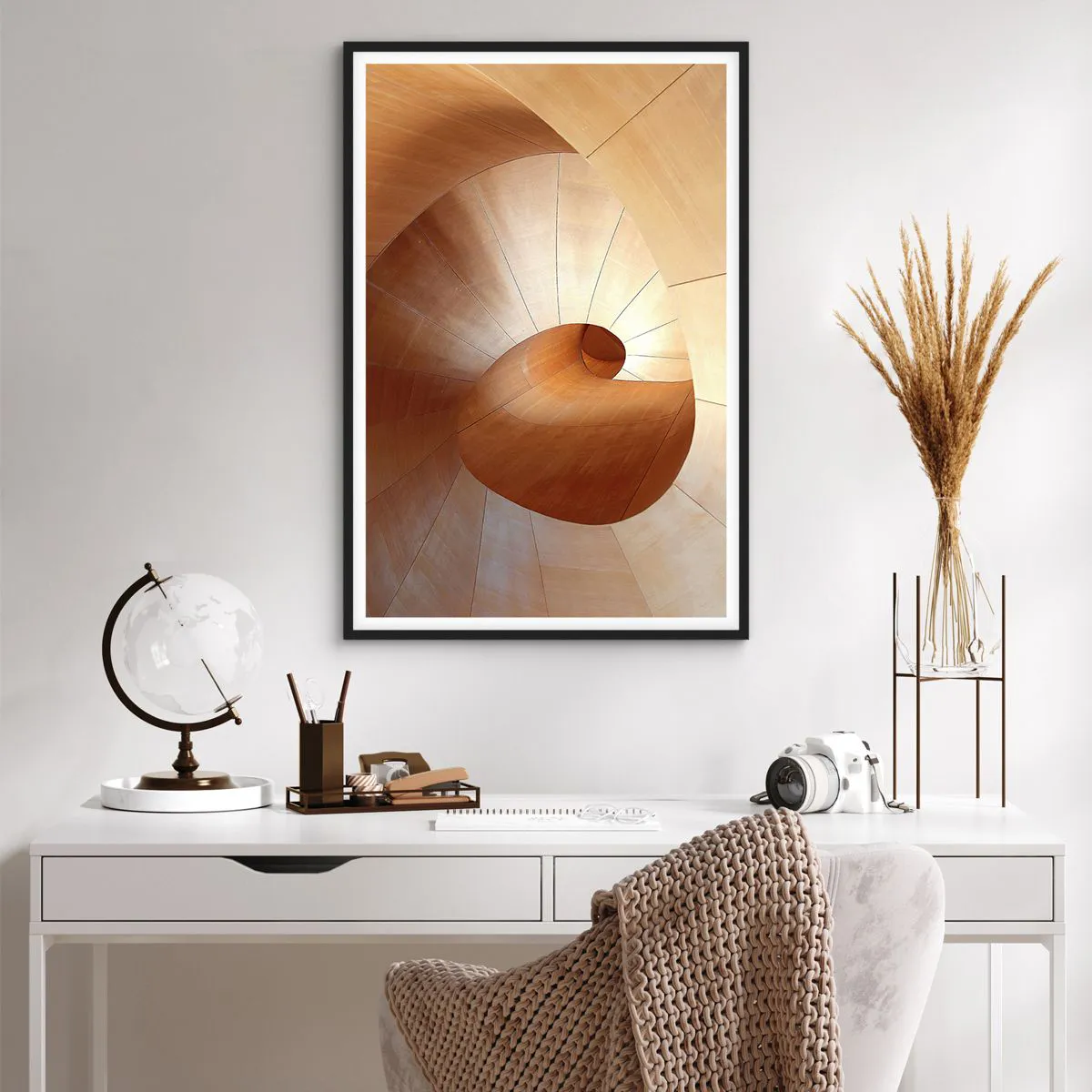 Plakat i sort ramme - Arkitektonisk serpentin - 61x91 cm