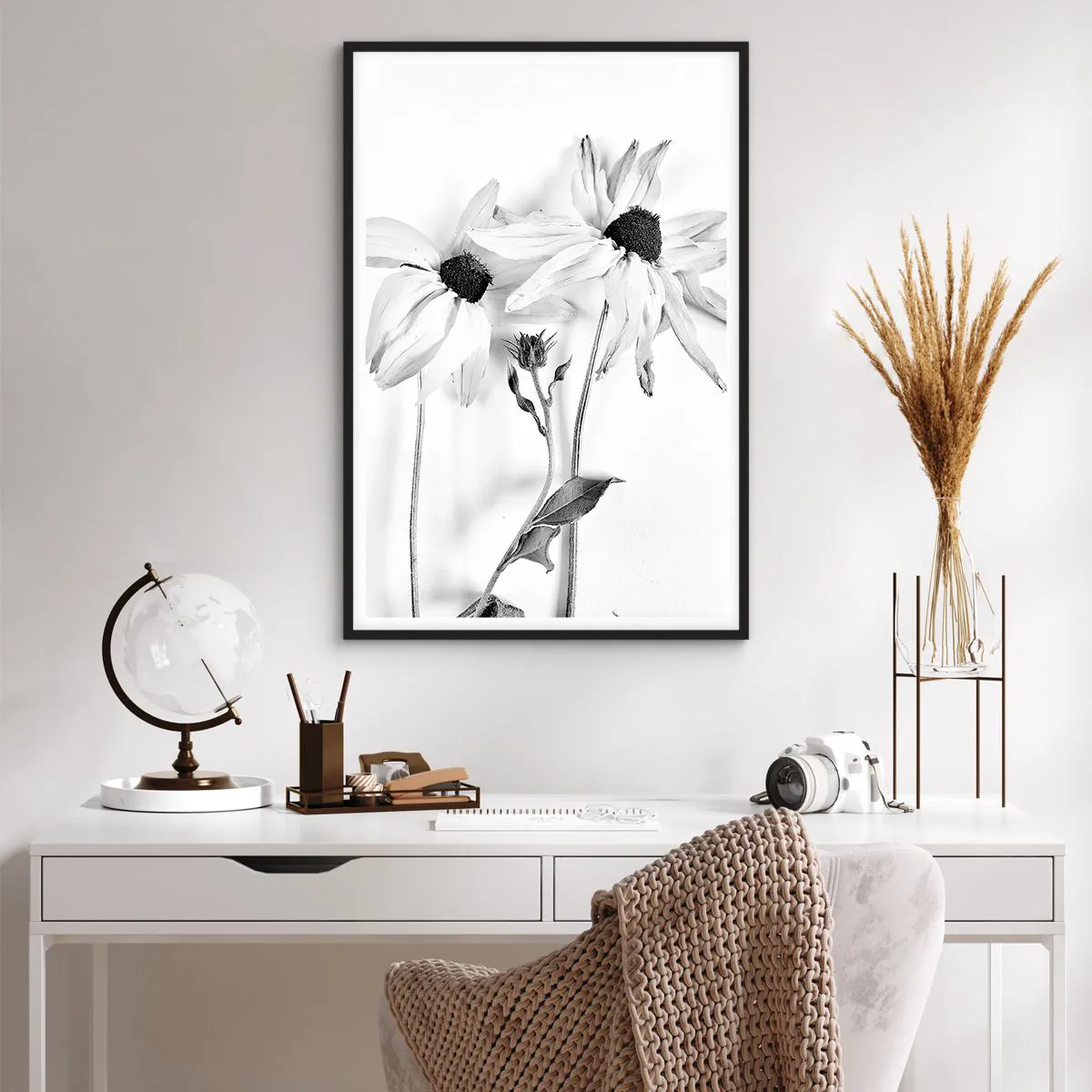 Plakat i sort ramme - Ingen ønsker at være alene - 61x91 cm