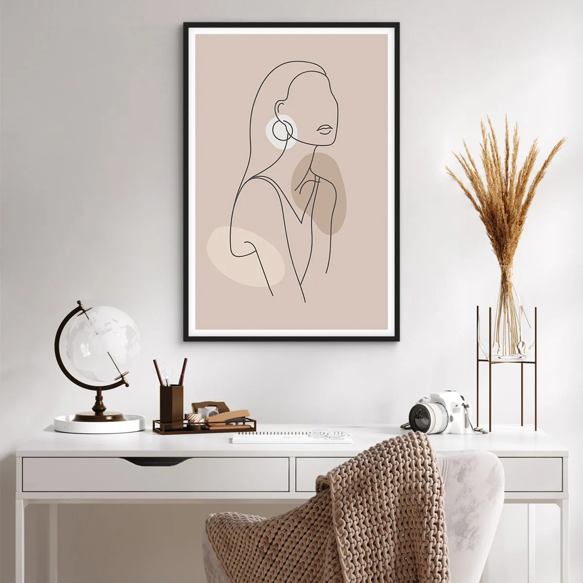 Poster in einem schwarzem Rahmen - Mädchenhafte Ikone - 61x91 cm