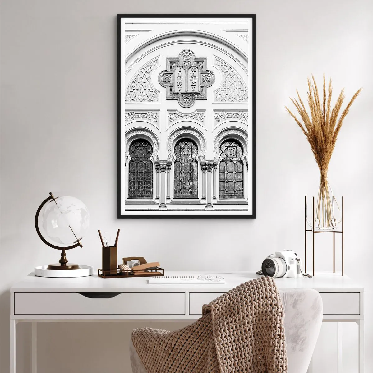 Affiche dans un cadre noir - Poster - À la frontière des cultures - 61x91 cm