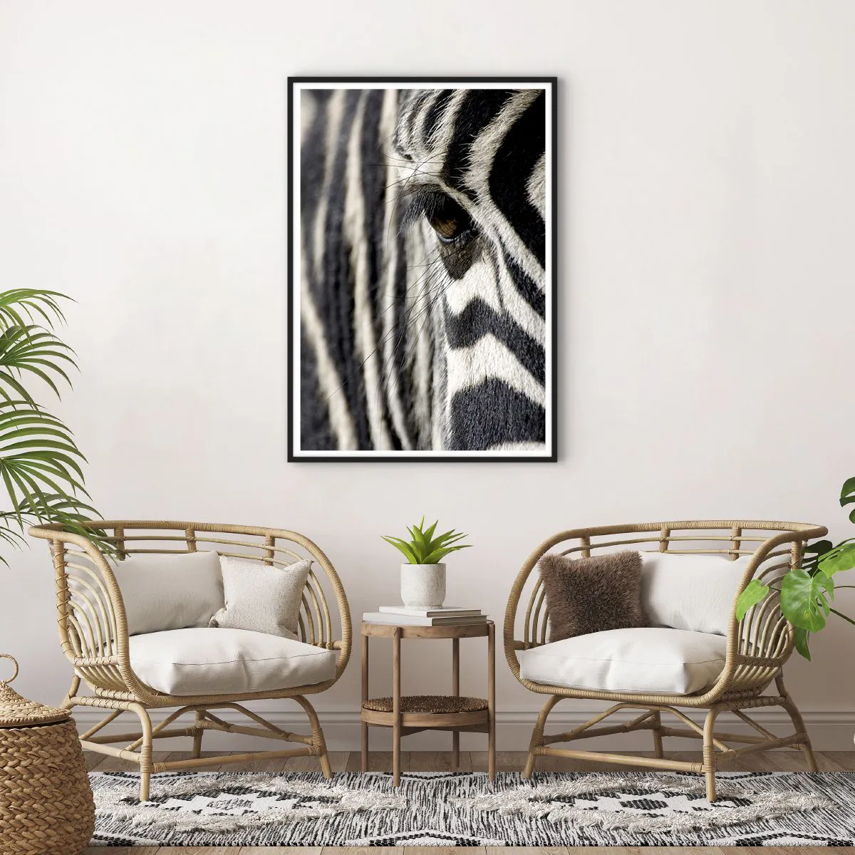 Plakat i sort ramme - Stribet portræt - 70x100 cm