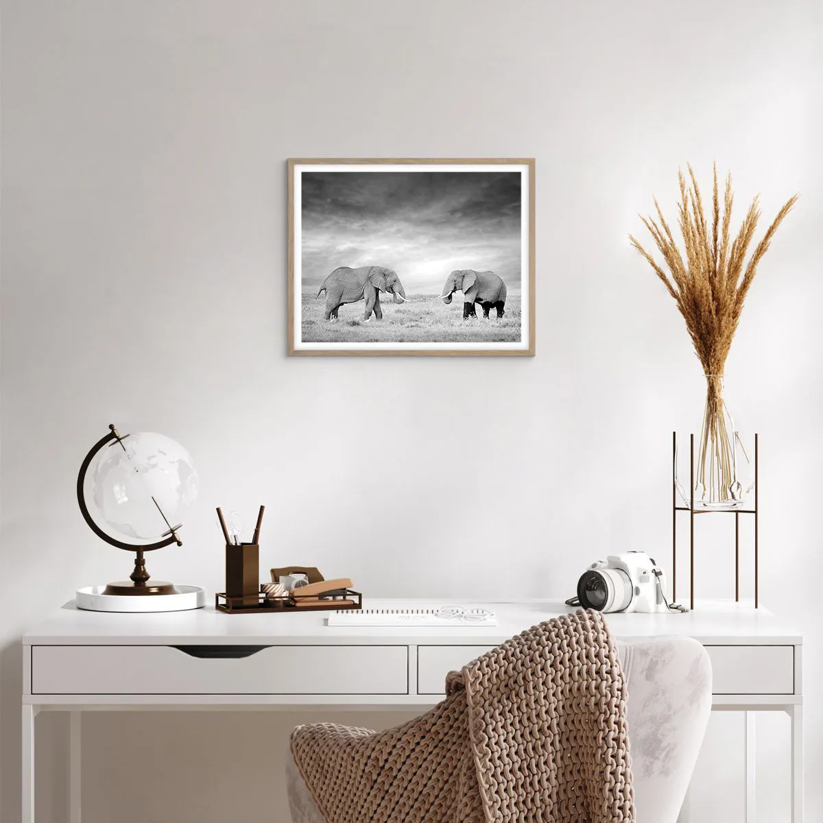 Plakát v rámu světlý dub - Šedá je krásná - 50x40 cm