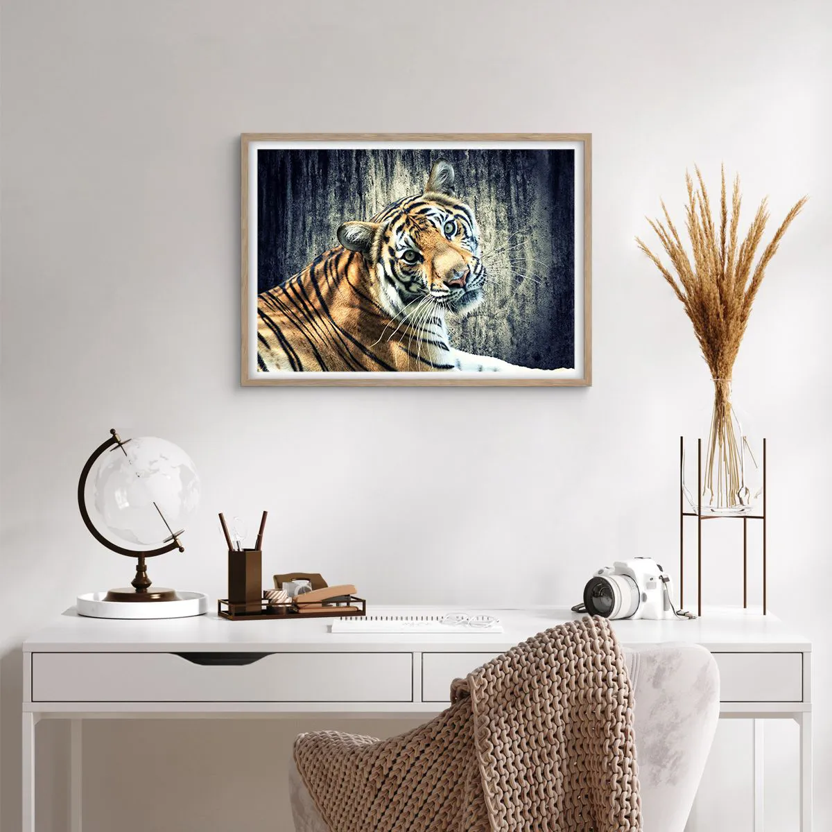 Affiche dans un chêne clair - Poster - Portrait dans les flots de lumière - 70x50 cm