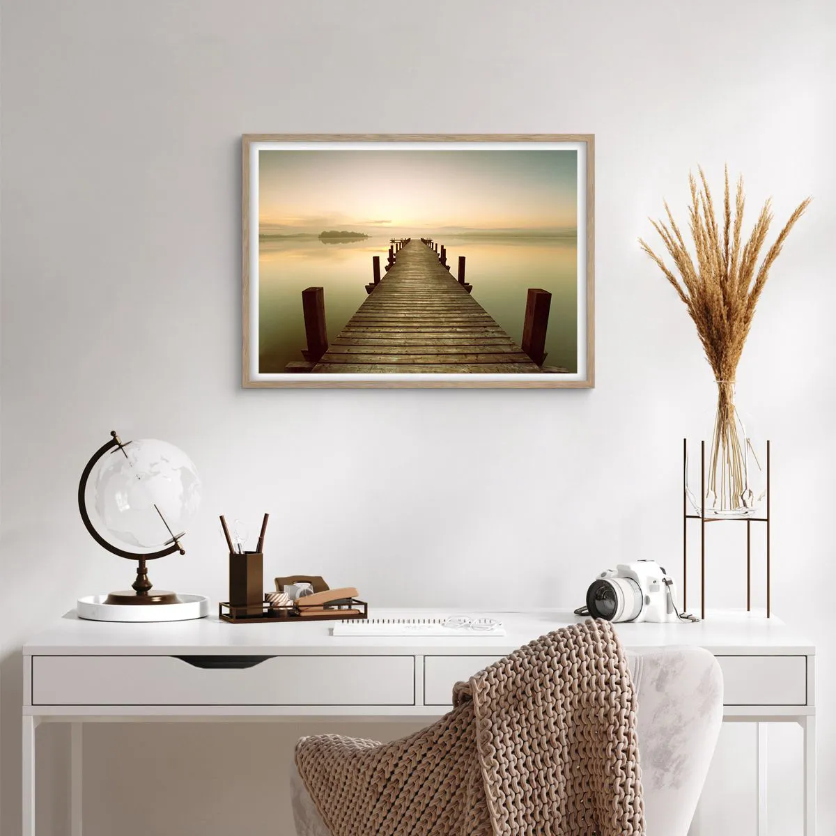 Plakat i ramme af lyst egetræ - Før daggry, daggry, lys - 70x50 cm