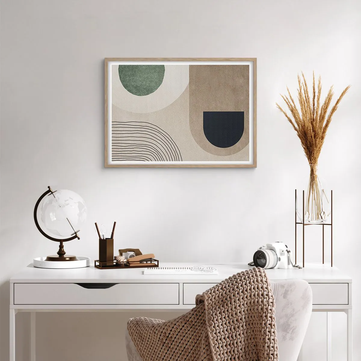 Póster en marco roble claro - La delicadeza de un óvalo - 70x50 cm