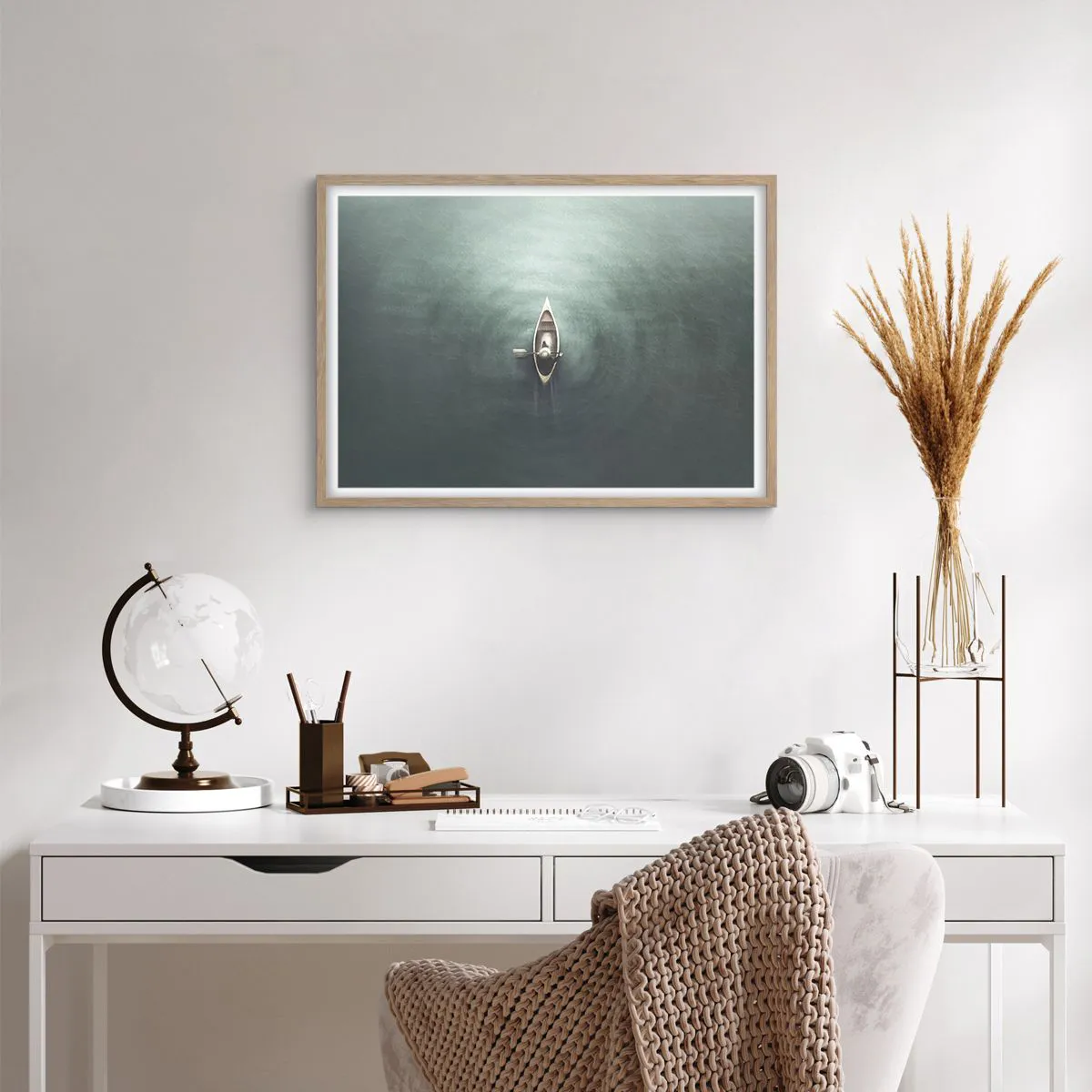 Pôster com moldura de carvalho claro - Através do lago da lua - 70x50 cm