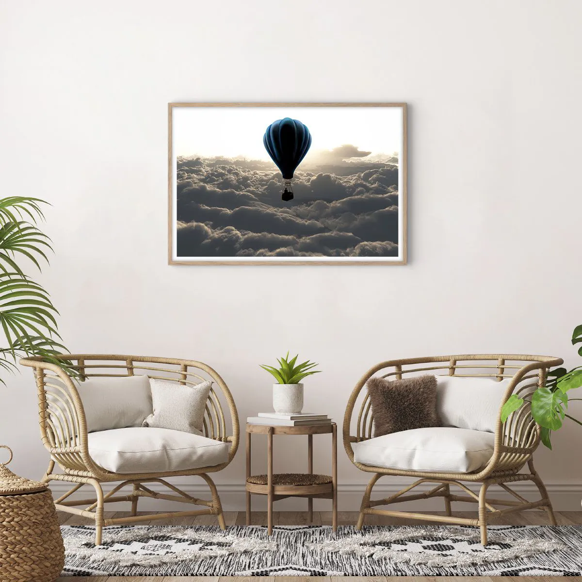 Affiche dans un chêne clair - Poster - Un vagabond au dessus des nuages - 91x61 cm