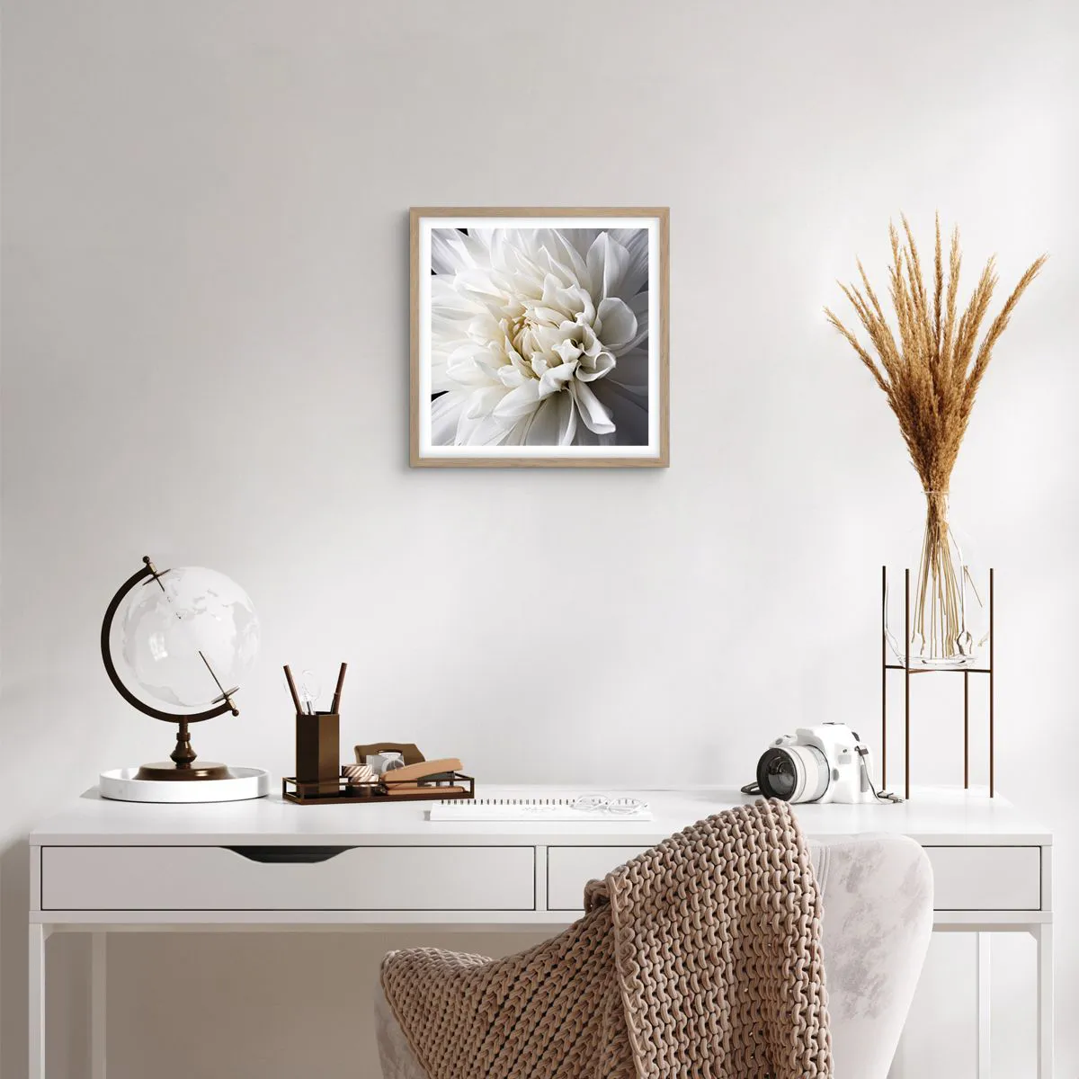 Poster in einem Rahmen aus heller Eiche - Der Morgen der Braut - 40x40 cm