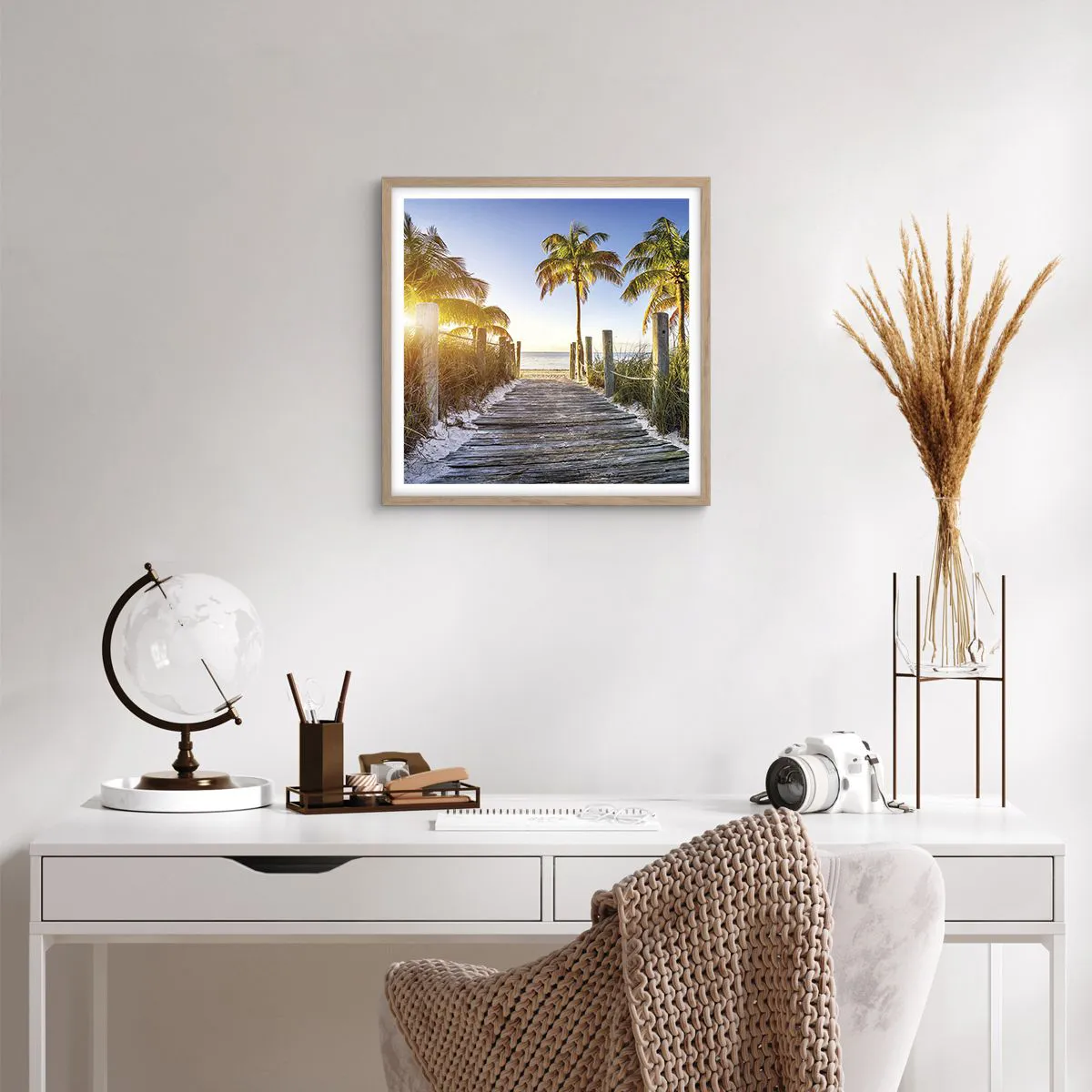 Een poster in een licht eiken lijst - Rechtstreeks naar het paradijs - 50x50 cm